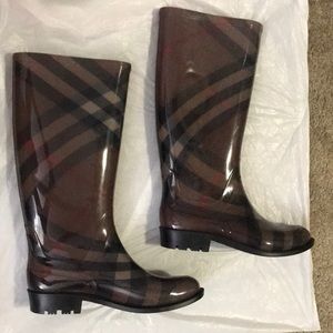 Burberry rain boot